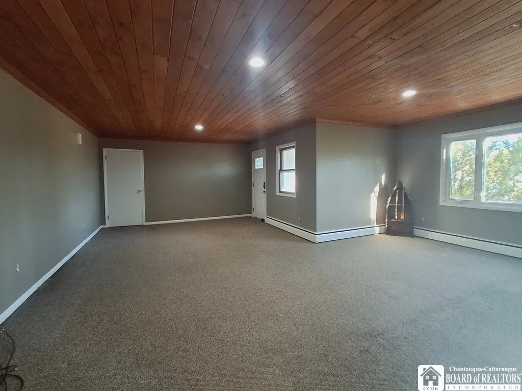 Front foyer formal dining living room combo