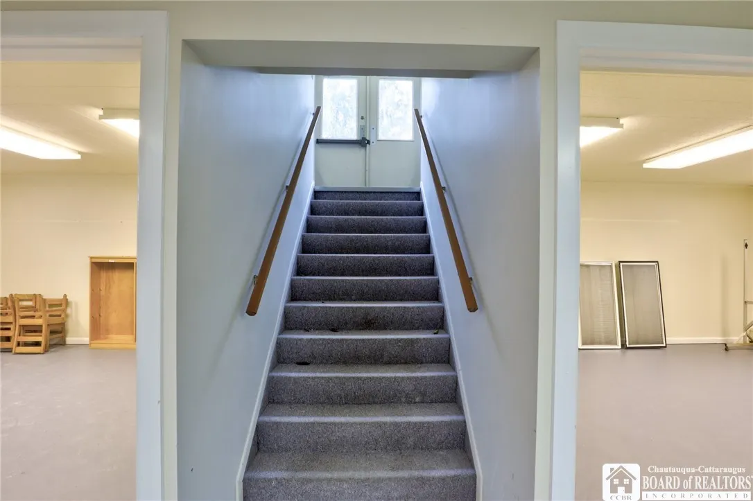 Stairway to the lower level