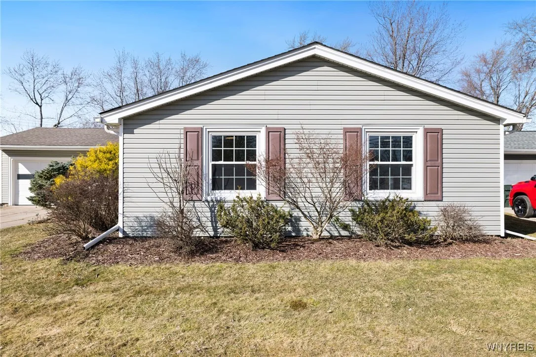 260 French Road, Cheektowaga, New York 14043, Cheektowaga, New York 14043, 3 Bedrooms Bedrooms, 6 Rooms Rooms,1 BathroomBathrooms,Residential,Closed,260 French Road, Cheektowaga, New York 14043,0,B1593486
