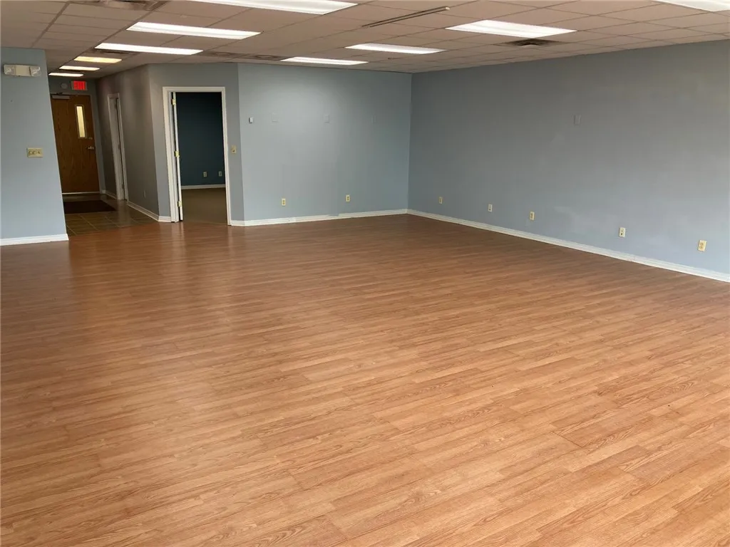 3159 Winton Rd S- Suite 209, Henrietta, New York 1, Henrietta, New York 14623, ,Commercial Lease,Closed,3159 Winton Rd S- Suite 209, Henrietta, New York 1,0,R1594213