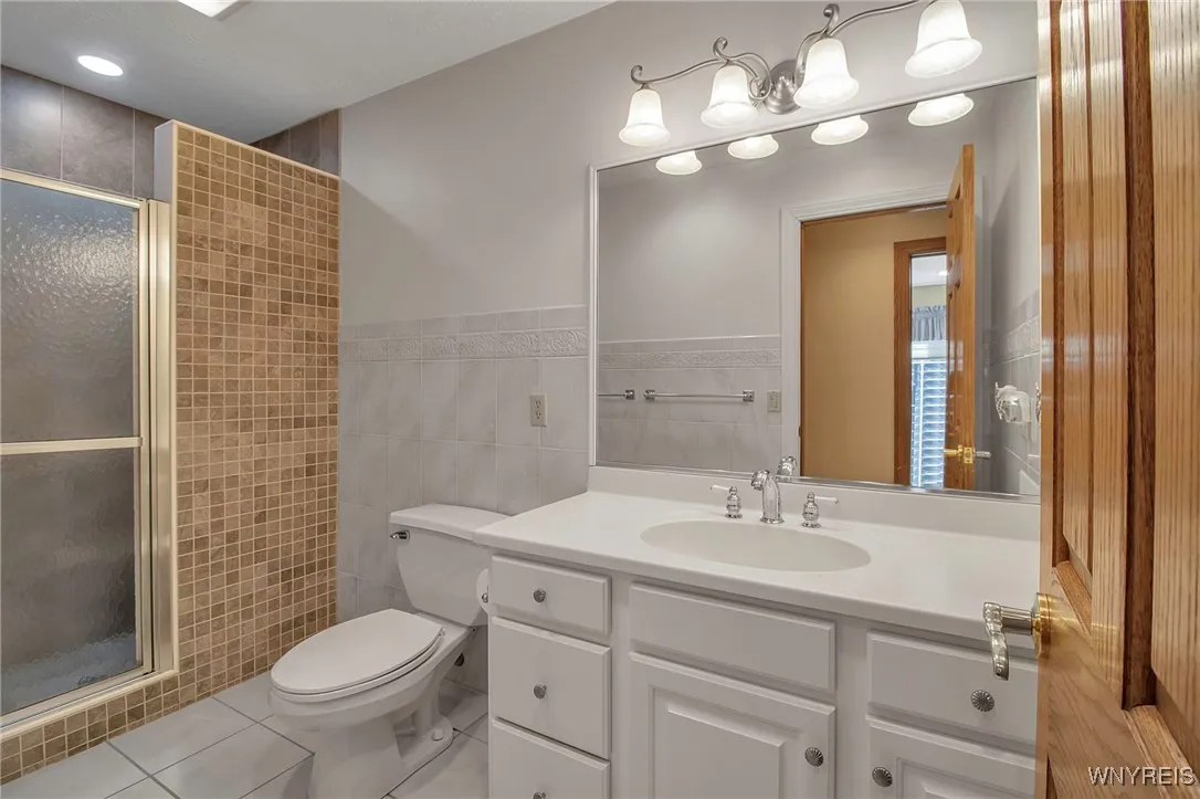 3611 Batavia Oakfield Town Line Road, Oakfield, Ne, Oakfield, New York 14125, 4 Bedrooms Bedrooms, 10 Rooms Rooms,2 BathroomsBathrooms,Residential,Closed,3611 Batavia Oakfield Town Line Road, Oakfield, Ne,0,B1592247