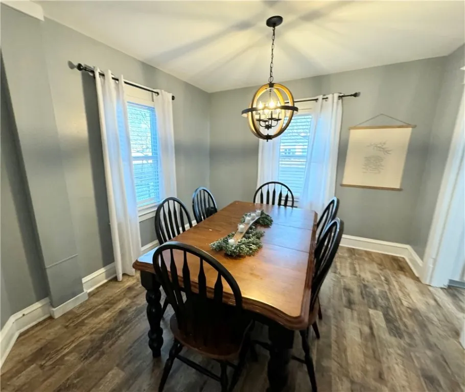 719 Dubois Street, Elmira-city, New York 14904, Elmira City, New York 14904, 3 Bedrooms Bedrooms, 6 Rooms Rooms,1 BathroomBathrooms,Residential,For Sale,719 Dubois Street, Elmira-city, New York 14904,R1593598