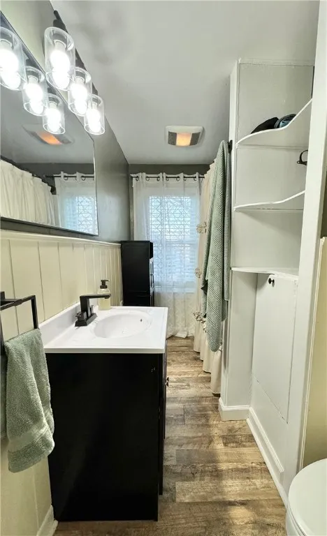 719 Dubois Street, Elmira-city, New York 14904, Elmira City, New York 14904, 3 Bedrooms Bedrooms, 6 Rooms Rooms,1 BathroomBathrooms,Residential,For Sale,719 Dubois Street, Elmira-city, New York 14904,R1593598
