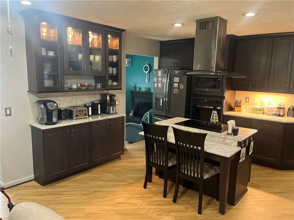 2249 Spencerport Road, Gates, New York 14606, Gates, New York 14606, 2 Bedrooms Bedrooms, 6 Rooms Rooms,1 BathroomBathrooms,Residential,For Sale,2249 Spencerport Road, Gates, New York 14606,0,R1593306