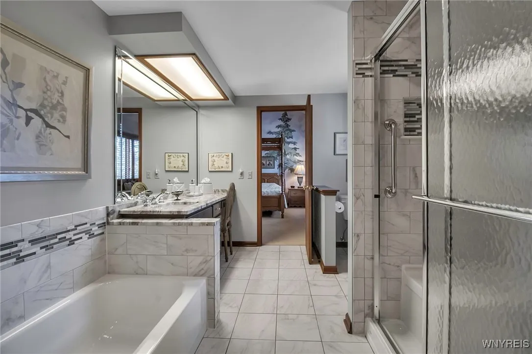 Main house ensuite updated bathroom