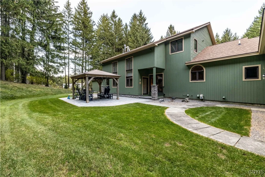 3949 Canyonwood Lane, Pompey, New York 13078, Pompey, New York 13078, 5 Bedrooms Bedrooms, 14 Rooms Rooms,4 BathroomsBathrooms,Residential,For Sale,3949 Canyonwood Lane, Pompey, New York 13078,S1591912