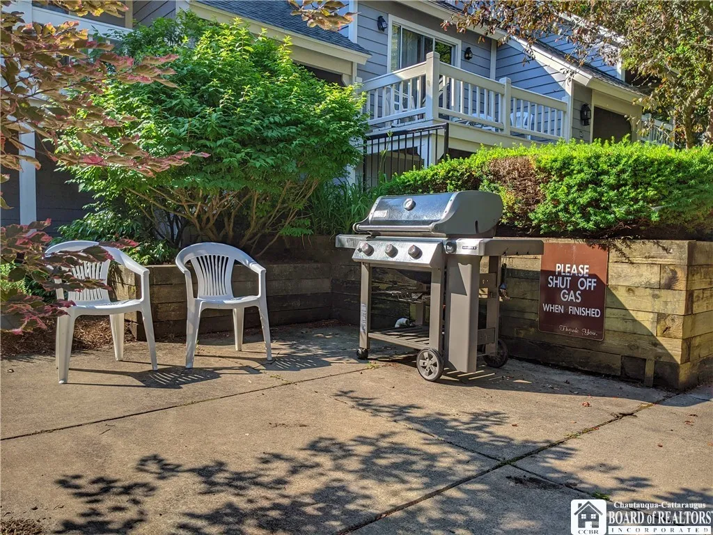 Community grill is available and just down the steps from B2