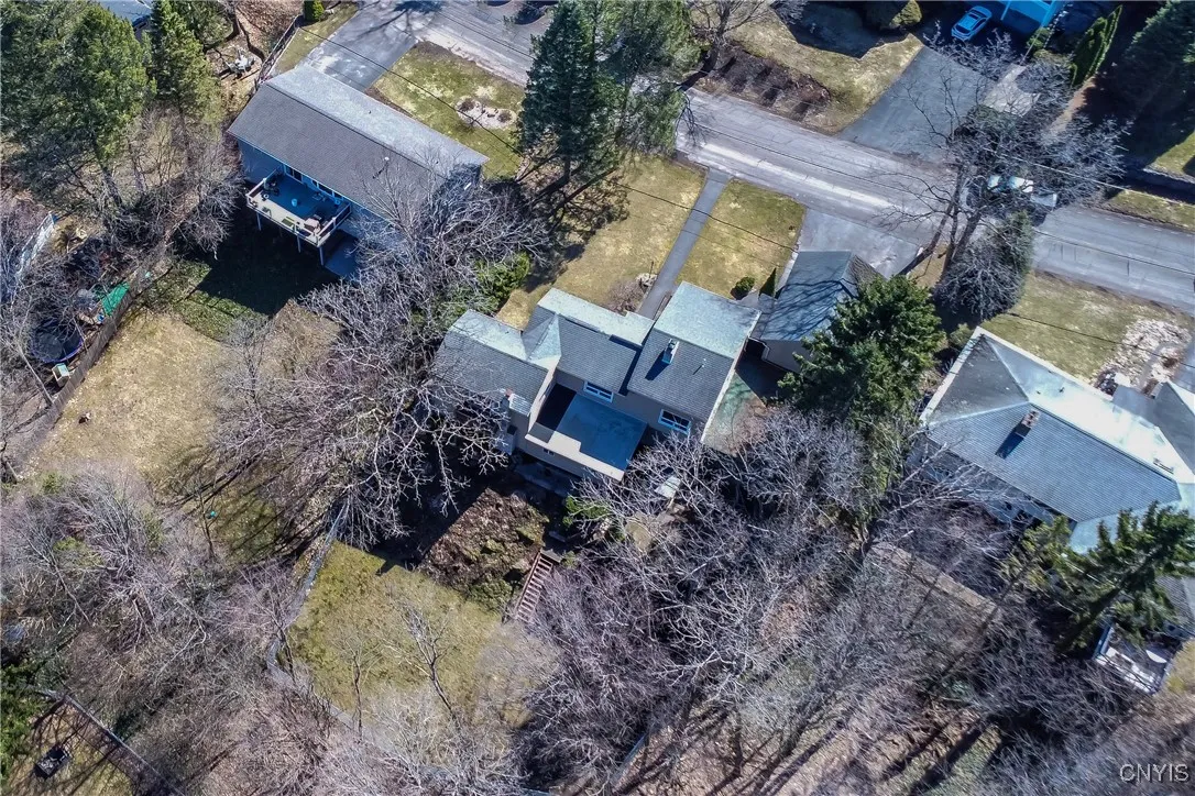204 Alton Street, Syracuse, New York 13215, Syracuse, New York 13215, 3 Bedrooms Bedrooms, 11 Rooms Rooms,2 BathroomsBathrooms,Residential,Closed,204 Alton Street, Syracuse, New York 13215,0,S1593573