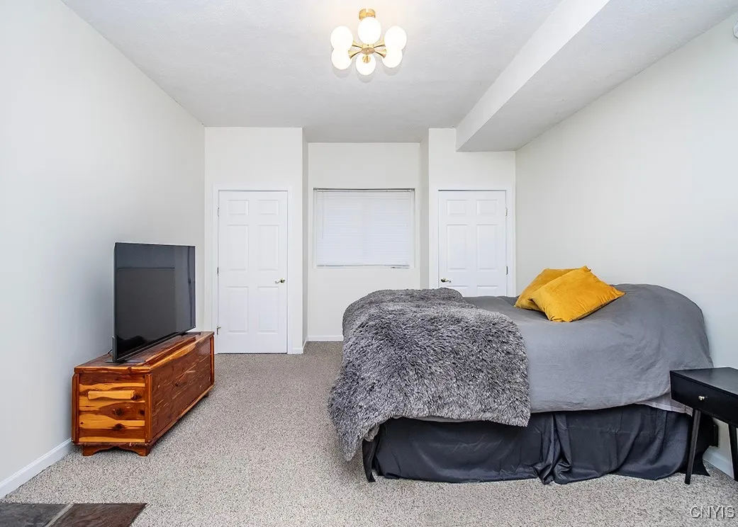 204 Alton Street, Syracuse, New York 13215, Syracuse, New York 13215, 3 Bedrooms Bedrooms, 11 Rooms Rooms,2 BathroomsBathrooms,Residential,Closed,204 Alton Street, Syracuse, New York 13215,0,S1593573