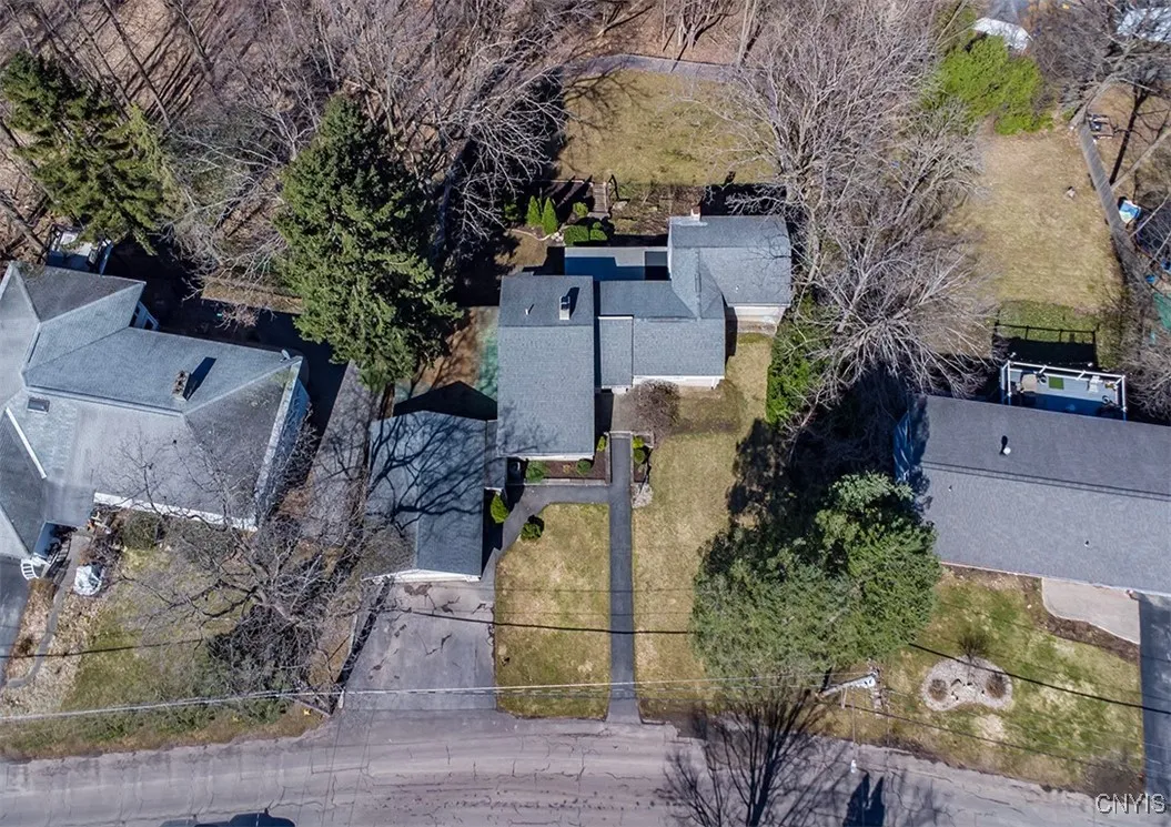 204 Alton Street, Syracuse, New York 13215, Syracuse, New York 13215, 3 Bedrooms Bedrooms, 11 Rooms Rooms,2 BathroomsBathrooms,Residential,Closed,204 Alton Street, Syracuse, New York 13215,0,S1593573