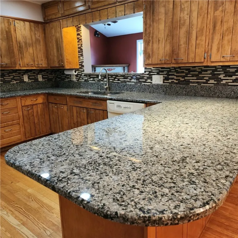 Granite countertop with rounded edge for comfort