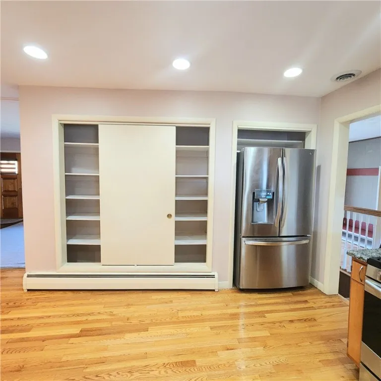 Stainless smart refrigerator