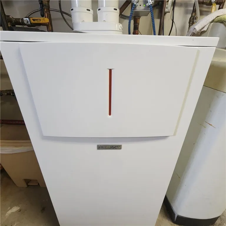 Bosch Greenstar boiler - installed in 2020