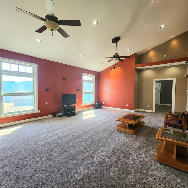 919 West Broad Street, Horseheads, New York 14845, Horseheads, New York 14845, 4 Bedrooms Bedrooms, 12 Rooms Rooms,4 BathroomsBathrooms,Residential,Closed,919 West Broad Street, Horseheads, New York 14845,0,R1594200