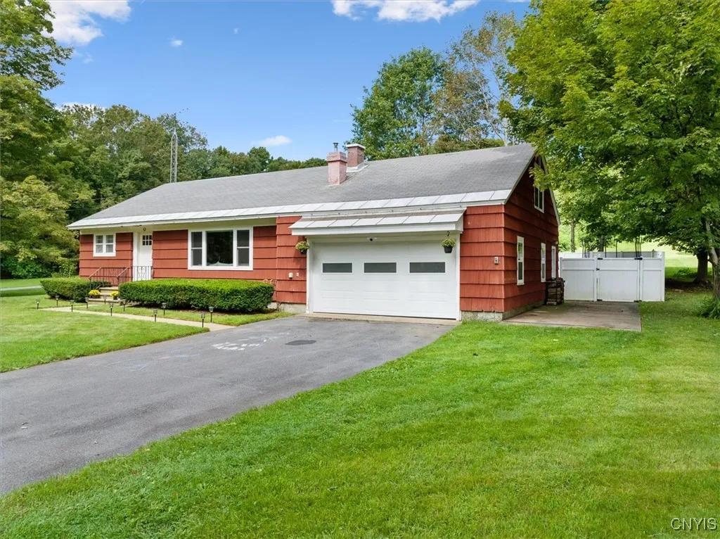 9391 State Route 365 Highway, Trenton, New York 13, Trenton, New York 13354, 3 Bedrooms Bedrooms, 7 Rooms Rooms,1 BathroomBathrooms,Residential,For Sale,9391 State Route 365 Highway, Trenton, New York 13,S1594323