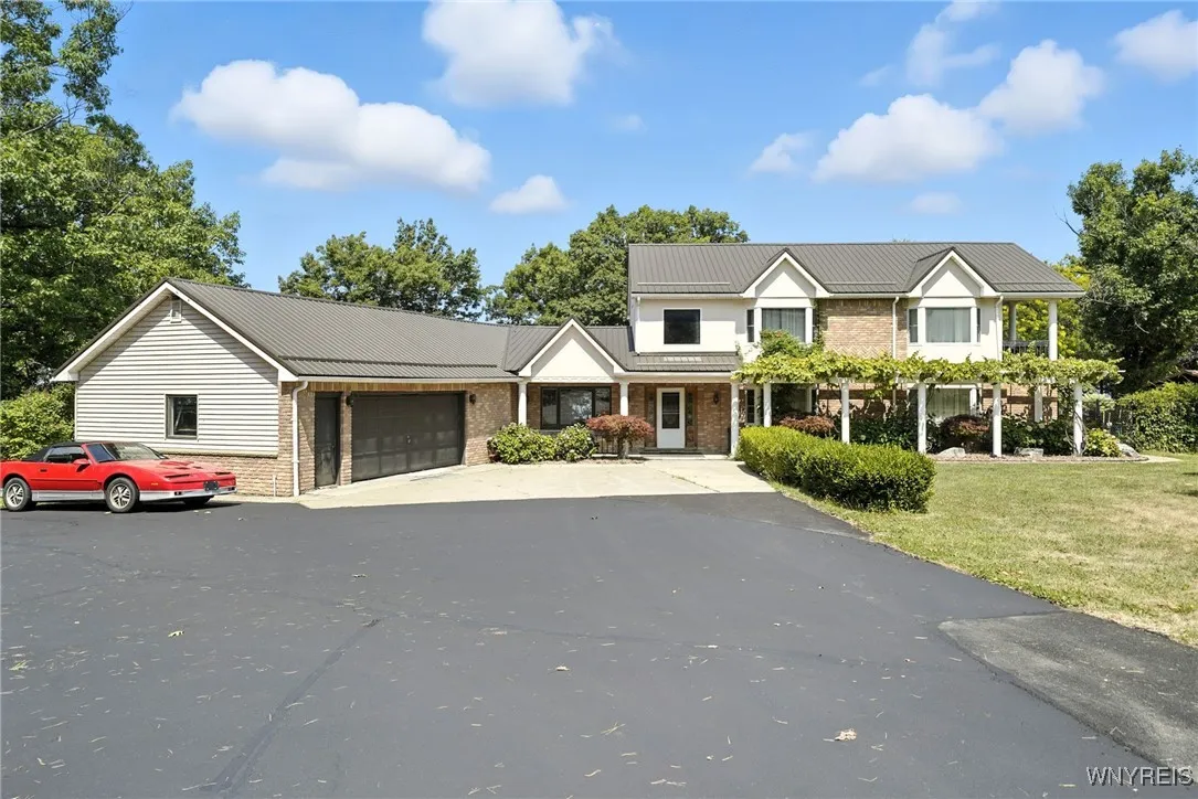 2386 Route 5, Sheridan, New York 14136, Sheridan, New York 14136, 5 Bedrooms Bedrooms, 15 Rooms Rooms,3 BathroomsBathrooms,Residential,For Sale,2386 Route 5, Sheridan, New York 14136,B1593926