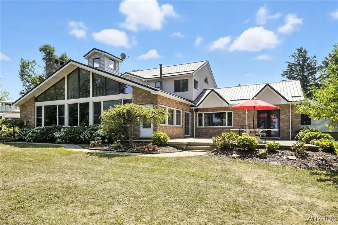 2386 Route 5, Sheridan, New York 14136, Sheridan, New York 14136, 5 Bedrooms Bedrooms, 15 Rooms Rooms,3 BathroomsBathrooms,Residential,For Sale,2386 Route 5, Sheridan, New York 14136,B1593926