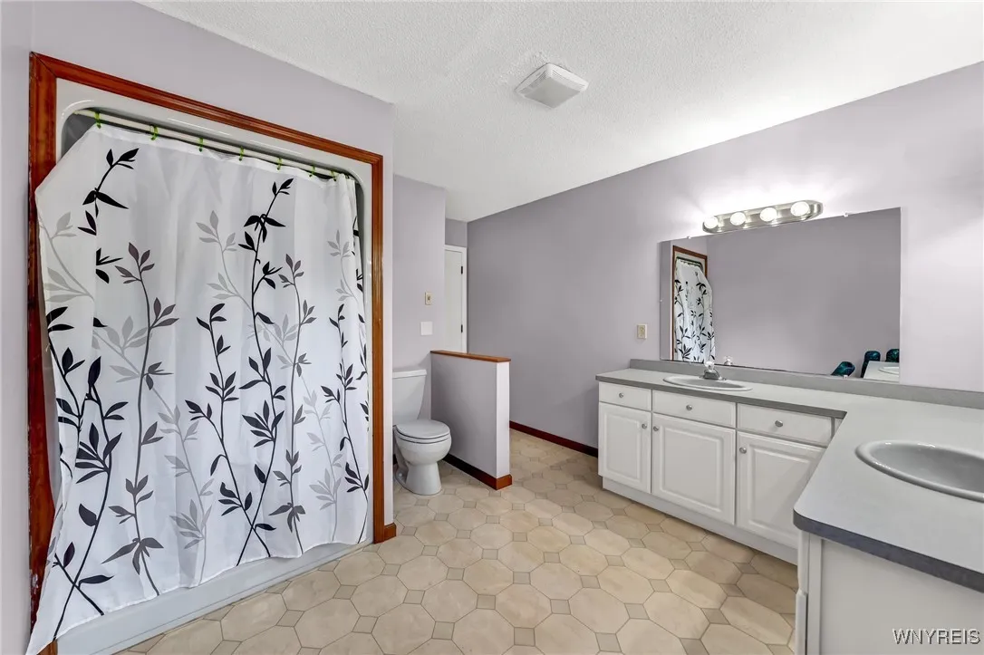 2386 Route 5, Sheridan, New York 14136, Sheridan, New York 14136, 5 Bedrooms Bedrooms, 15 Rooms Rooms,3 BathroomsBathrooms,Residential,For Sale,2386 Route 5, Sheridan, New York 14136,B1593926