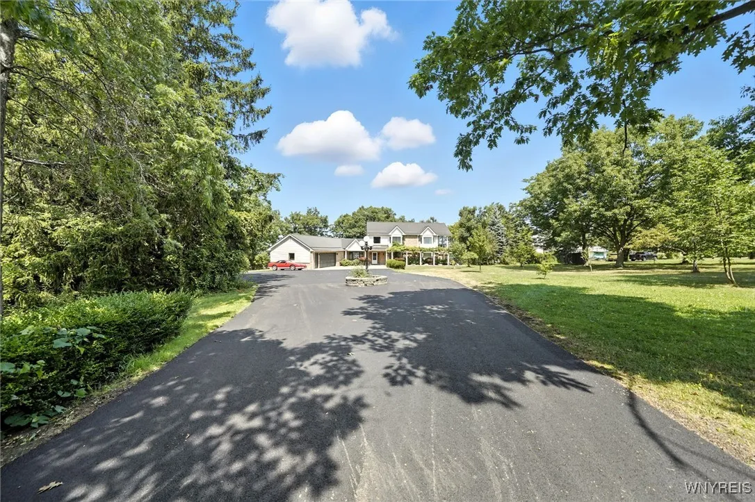 2386 Route 5, Sheridan, New York 14136, Sheridan, New York 14136, 5 Bedrooms Bedrooms, 15 Rooms Rooms,3 BathroomsBathrooms,Residential,For Sale,2386 Route 5, Sheridan, New York 14136,B1593926