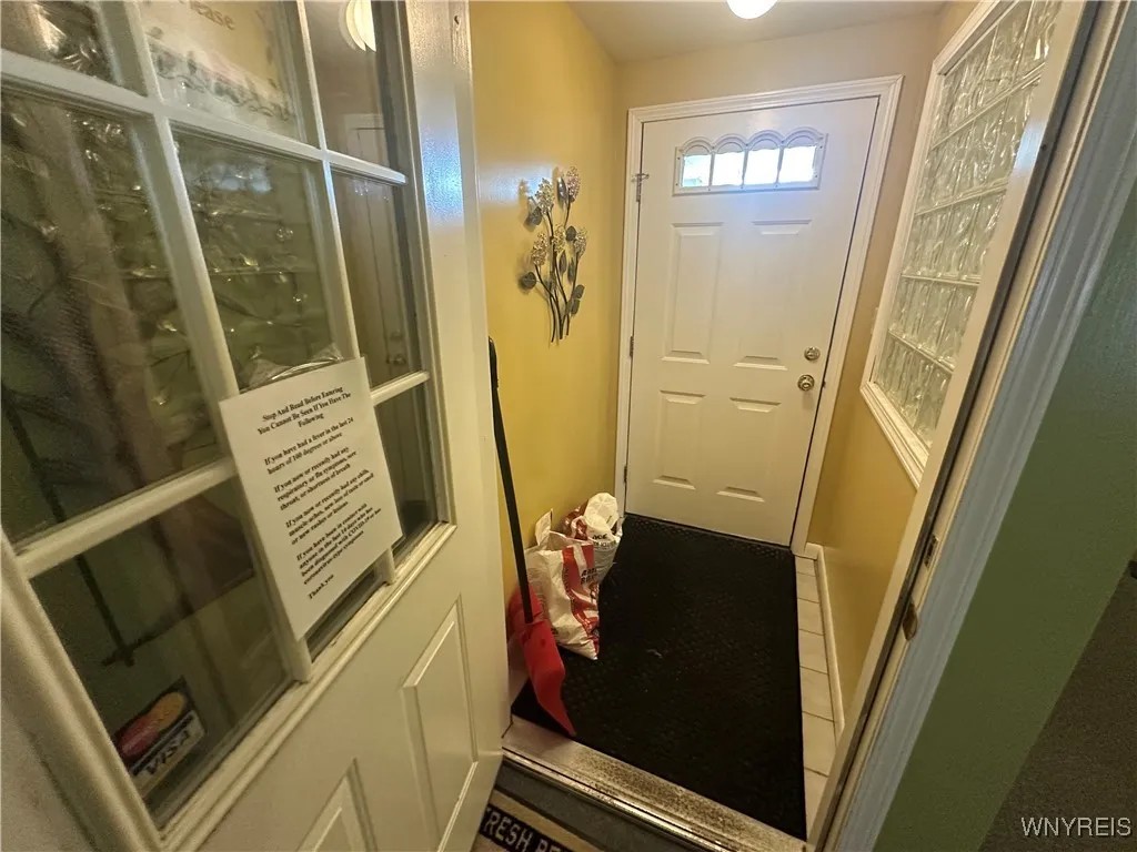 373 Davison Road, Lockport-city, New York 14094, Lockport City, New York 14094, ,Commercial Lease,For Rent,373 Davison Road, Lockport-city, New York 14094,0,B1594503