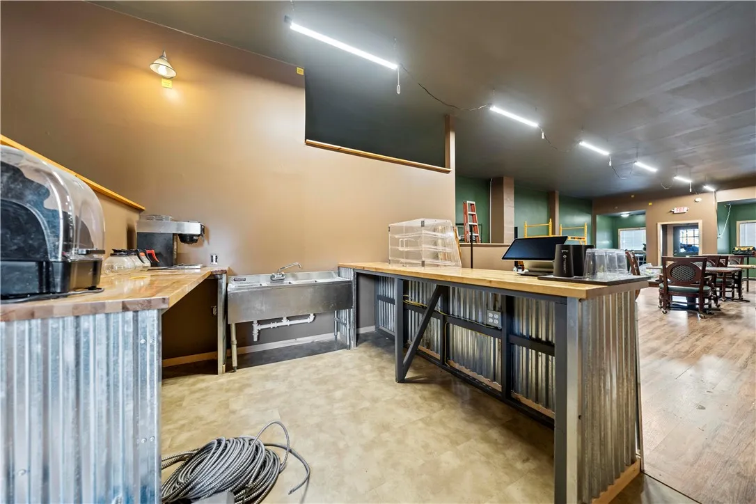 21 Public, Murray, New York 14470, Murray, New York 14470, 5 Rooms Rooms,Commercial Sale,For Sale,21 Public, Murray, New York 14470,R1594228