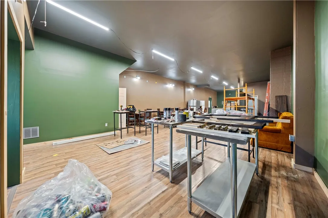 21 Public, Murray, New York 14470, Murray, New York 14470, 5 Rooms Rooms,Commercial Sale,For Sale,21 Public, Murray, New York 14470,R1594228
