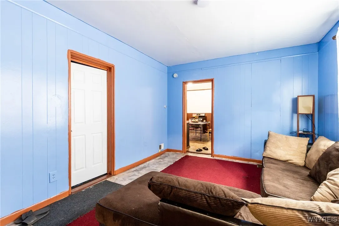 83 Reed Street, Buffalo, New York 14212, Buffalo, New York 14212, 5 Bedrooms Bedrooms, 9 Rooms Rooms,1 BathroomBathrooms,Residential,For Sale,83 Reed Street, Buffalo, New York 14212,B1592842