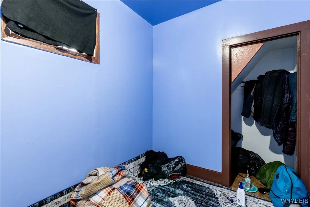 83 Reed Street, Buffalo, New York 14212, Buffalo, New York 14212, 5 Bedrooms Bedrooms, 9 Rooms Rooms,1 BathroomBathrooms,Residential,For Sale,83 Reed Street, Buffalo, New York 14212,B1592842