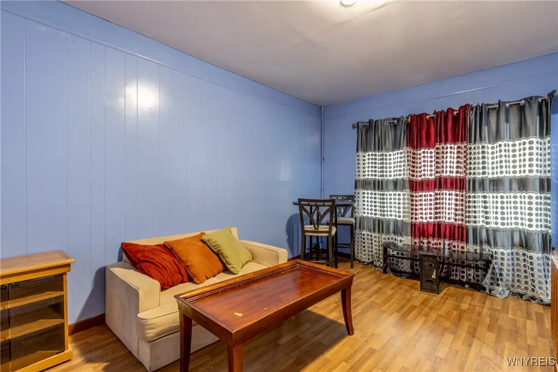 83 Reed Street, Buffalo, New York 14212, Buffalo, New York 14212, 5 Bedrooms Bedrooms, 9 Rooms Rooms,1 BathroomBathrooms,Residential,For Sale,83 Reed Street, Buffalo, New York 14212,B1592842