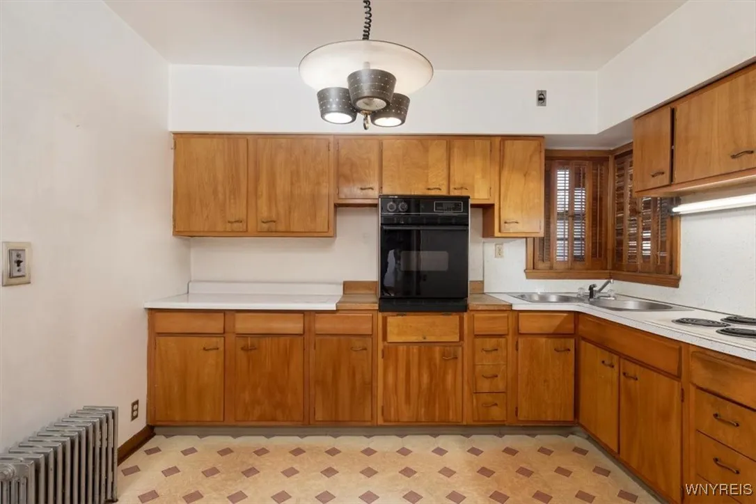 1743 Hertel Ave, Buffalo, New York 14216, Buffalo, New York 14216, 3 Bedrooms Bedrooms, 7 Rooms Rooms,1 BathroomBathrooms,Residential,For Sale,1743 Hertel Ave, Buffalo, New York 14216,0,B1594190