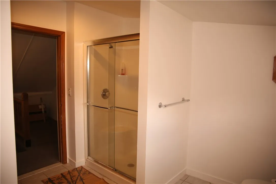 Bathroom second flr