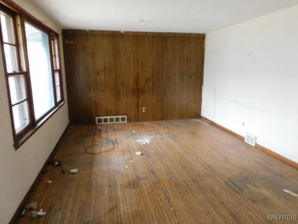 88 Marbeth Court, Buffalo, New York 14220, Buffalo, New York 14220, 3 Bedrooms Bedrooms, 5 Rooms Rooms,1 BathroomBathrooms,Residential,Closed,88 Marbeth Court, Buffalo, New York 14220,0,B1594588