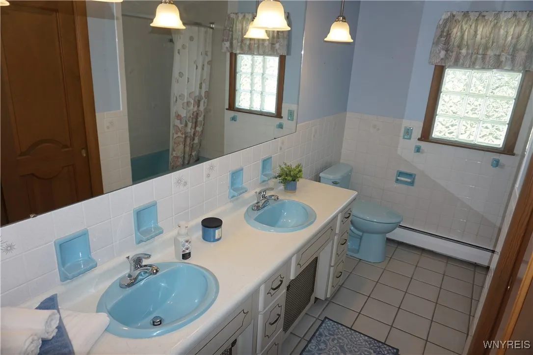 480 Lakeview Avenue, Orchard Park, New York 14127, Orchard Park, New York 14127, 3 Bedrooms Bedrooms, 7 Rooms Rooms,2 BathroomsBathrooms,Residential,For Sale,480 Lakeview Avenue, Orchard Park, New York 14127,0,B1594652