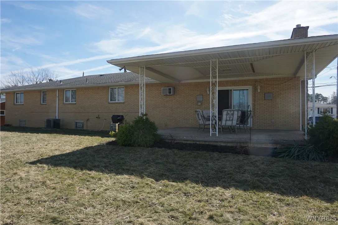 480 Lakeview Avenue, Orchard Park, New York 14127, Orchard Park, New York 14127, 3 Bedrooms Bedrooms, 7 Rooms Rooms,2 BathroomsBathrooms,Residential,For Sale,480 Lakeview Avenue, Orchard Park, New York 14127,0,B1594652