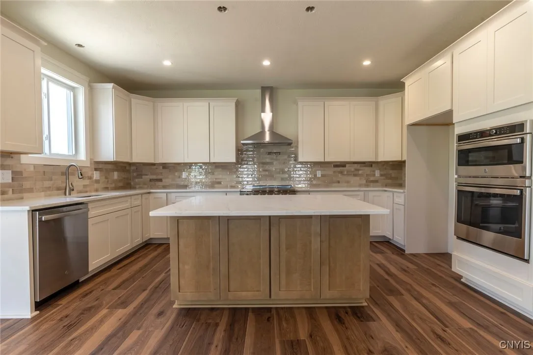 3515 Tall Tree Lane, Lysander, New York 13027, Lysander, New York 13027, 4 Bedrooms Bedrooms, 11 Rooms Rooms,2 BathroomsBathrooms,Residential,For Sale,3515 Tall Tree Lane, Lysander, New York 13027,S1594787
