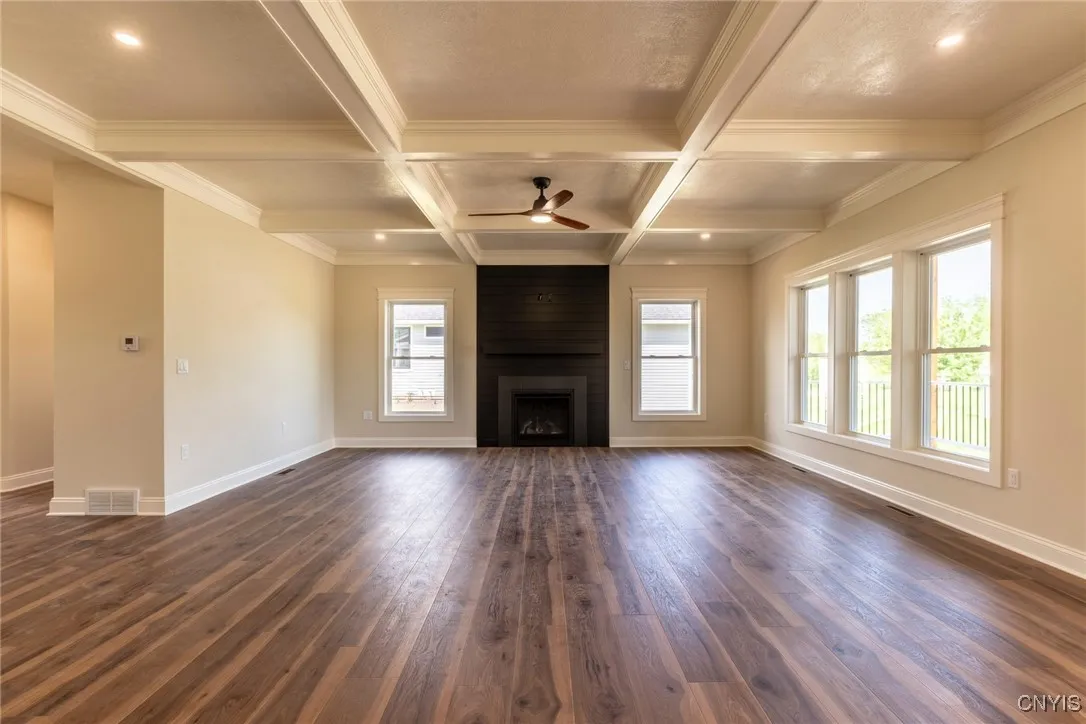 3515 Tall Tree Lane, Lysander, New York 13027, Lysander, New York 13027, 4 Bedrooms Bedrooms, 11 Rooms Rooms,2 BathroomsBathrooms,Residential,For Sale,3515 Tall Tree Lane, Lysander, New York 13027,S1594787