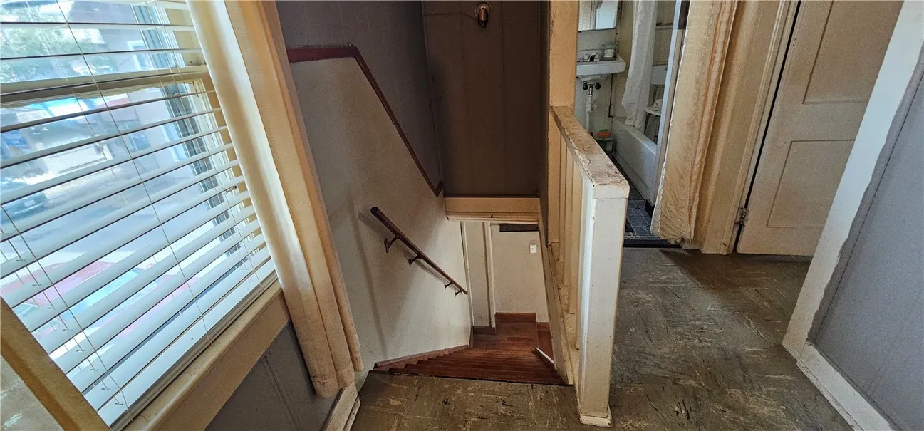 212 Austin Lane, Elmira-city, New York 14904, Elmira City, New York 14904, 3 Bedrooms Bedrooms, 6 Rooms Rooms,1 BathroomBathrooms,Residential,Closed,212 Austin Lane, Elmira-city, New York 14904,0,R1593481