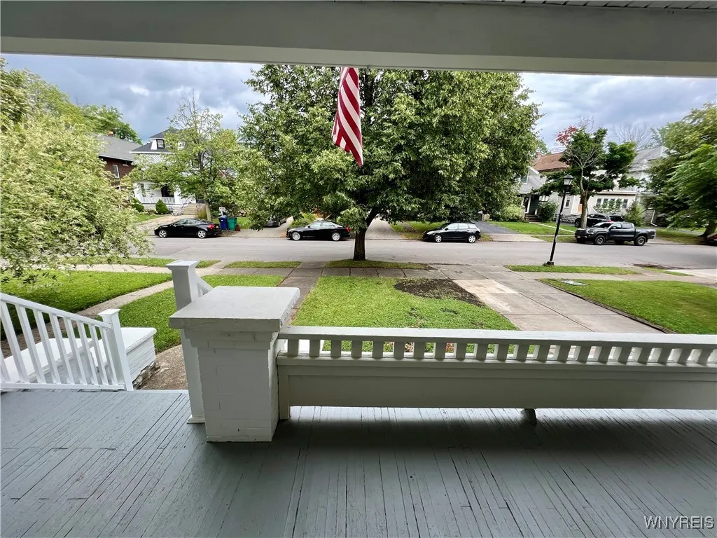 88 Wellington Road, Buffalo, New York 14216, Buffalo, New York 14216, 4 Bedrooms Bedrooms, 8 Rooms Rooms,2 BathroomsBathrooms,Residential,Closed,88 Wellington Road, Buffalo, New York 14216,B1592944