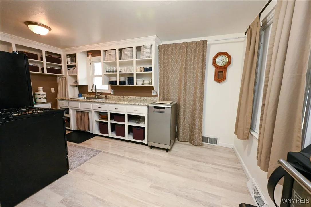 Kitchen 2
