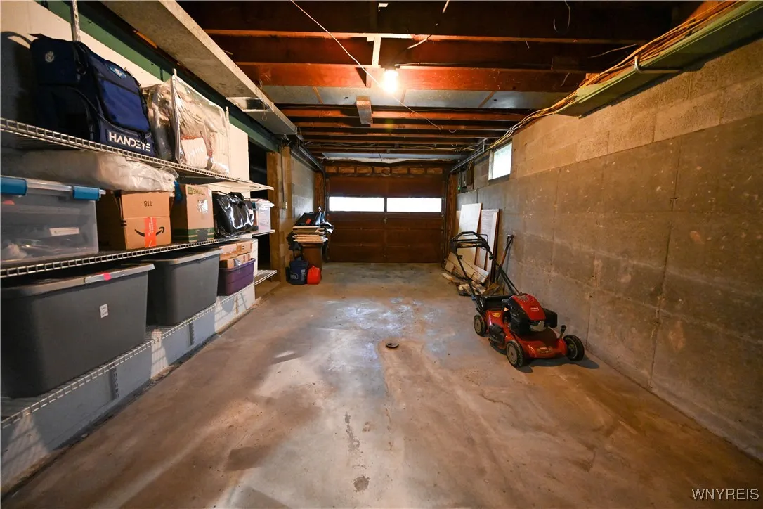 Garage 2