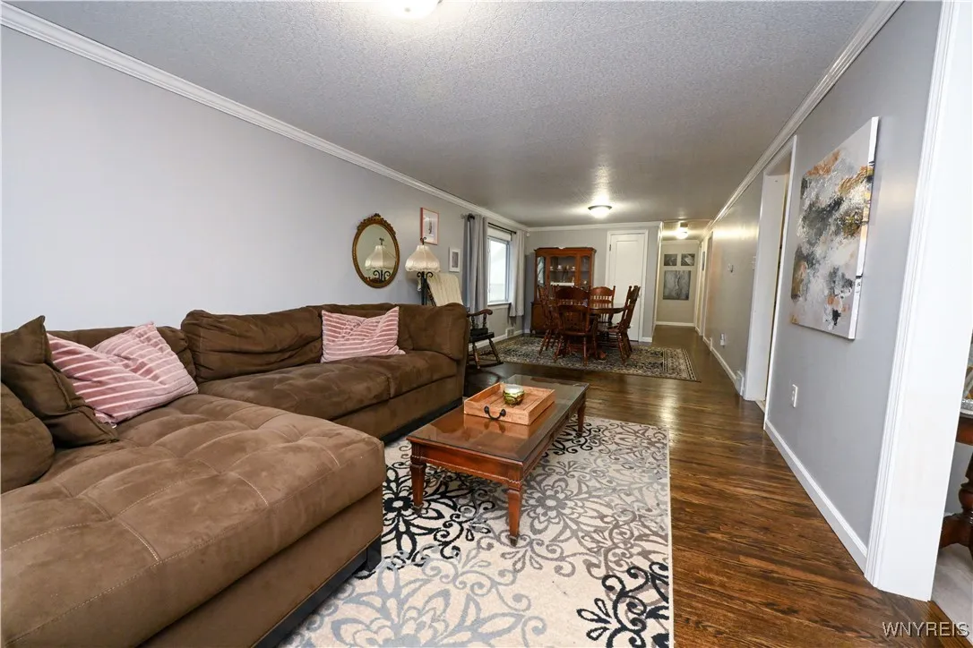 Living room 2