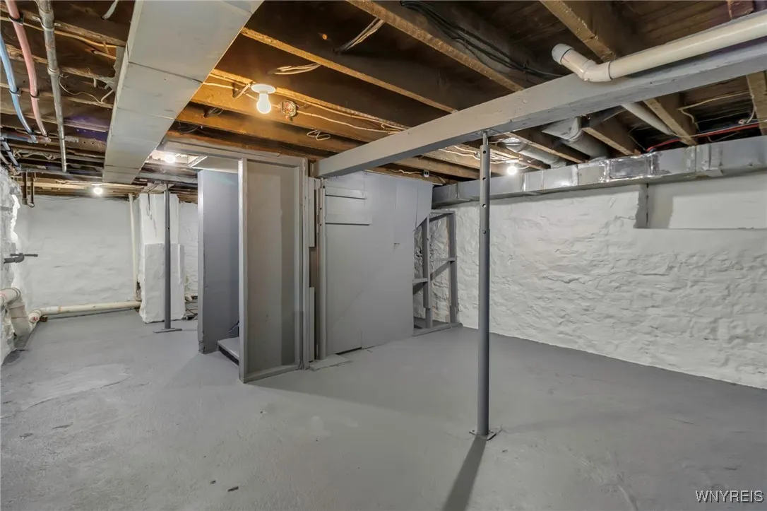 1193 West Avenue, Buffalo, New York 14213, Buffalo, New York 14213, 3 Bedrooms Bedrooms, 9 Rooms Rooms,1 BathroomBathrooms,Residential,Closed,1193 West Avenue, Buffalo, New York 14213,0,B1594945