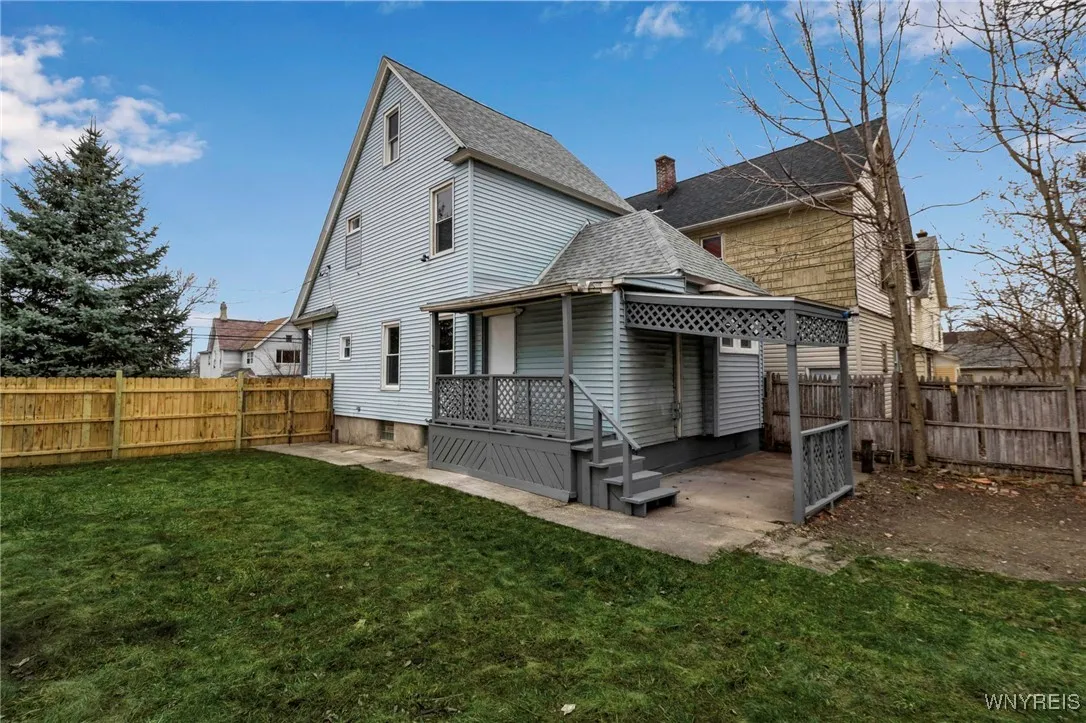 1193 West Avenue, Buffalo, New York 14213, Buffalo, New York 14213, 3 Bedrooms Bedrooms, 9 Rooms Rooms,1 BathroomBathrooms,Residential,Closed,1193 West Avenue, Buffalo, New York 14213,0,B1594945