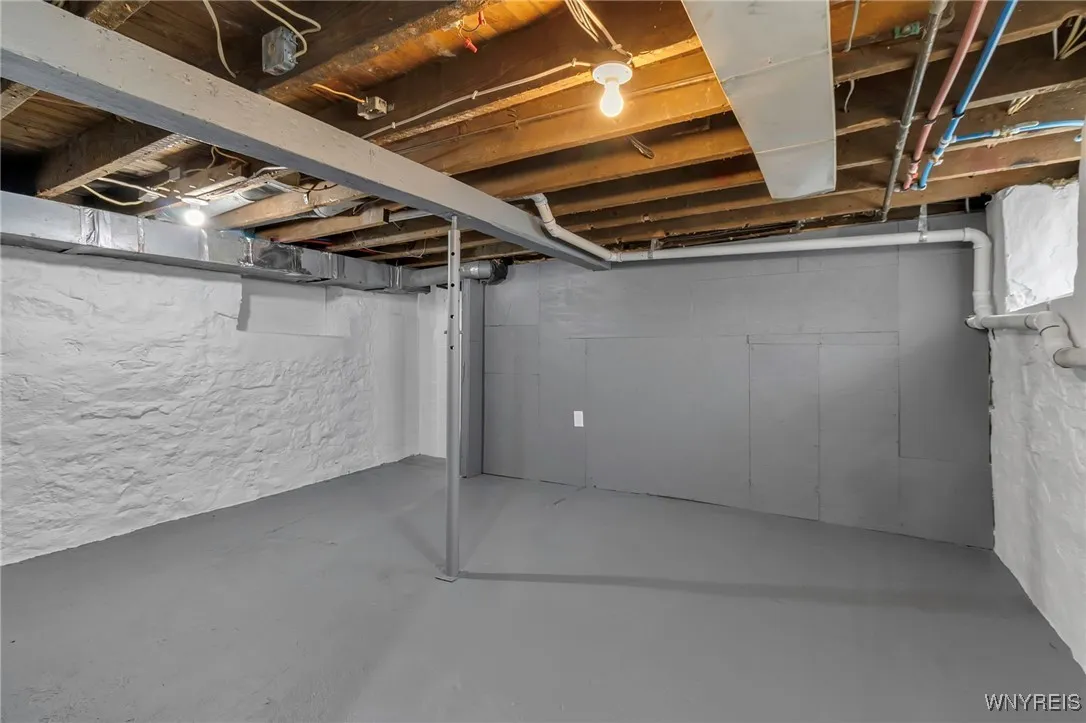 1193 West Avenue, Buffalo, New York 14213, Buffalo, New York 14213, 3 Bedrooms Bedrooms, 9 Rooms Rooms,1 BathroomBathrooms,Residential,Closed,1193 West Avenue, Buffalo, New York 14213,0,B1594945