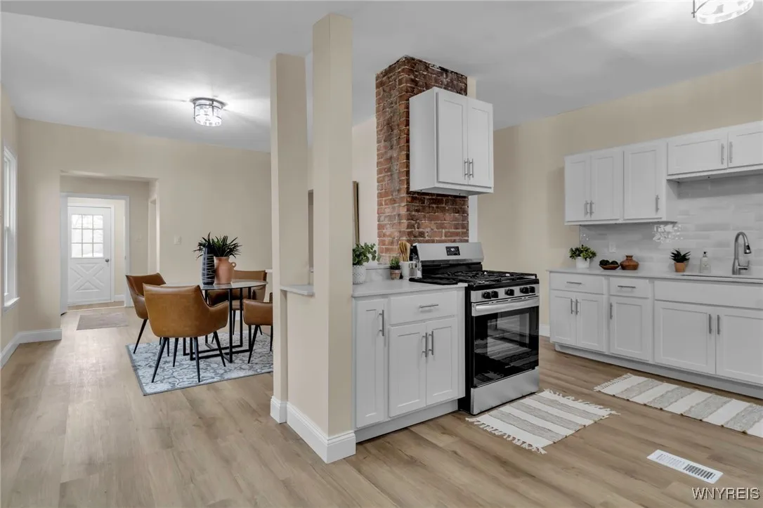 1193 West Avenue, Buffalo, New York 14213, Buffalo, New York 14213, 3 Bedrooms Bedrooms, 9 Rooms Rooms,1 BathroomBathrooms,Residential,Closed,1193 West Avenue, Buffalo, New York 14213,0,B1594945