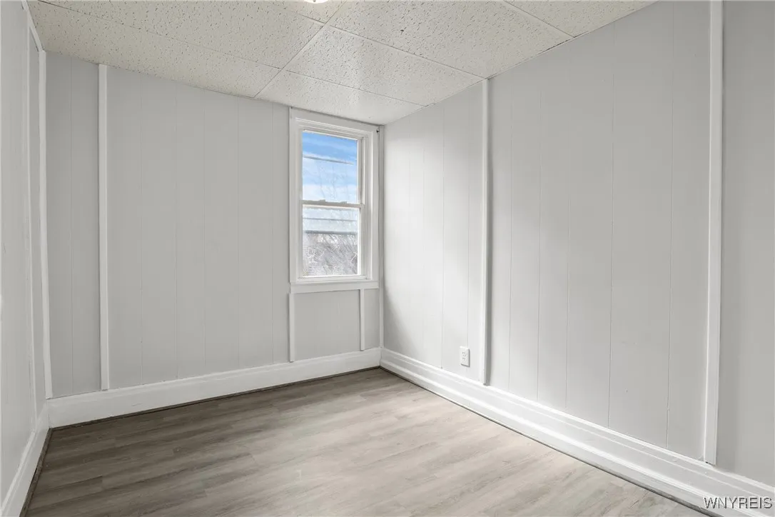 1305 Seneca Street, Buffalo, New York 14210, Buffalo, New York 14210, 6 Bedrooms Bedrooms, ,Multi Family,Closed,1305 Seneca Street, Buffalo, New York 14210,0,B1594422