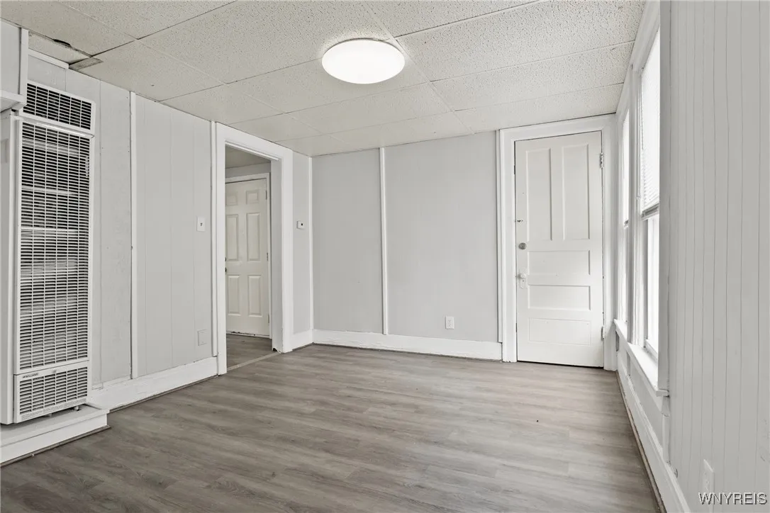 1305 Seneca Street, Buffalo, New York 14210, Buffalo, New York 14210, 6 Bedrooms Bedrooms, ,Multi Family,Closed,1305 Seneca Street, Buffalo, New York 14210,0,B1594422