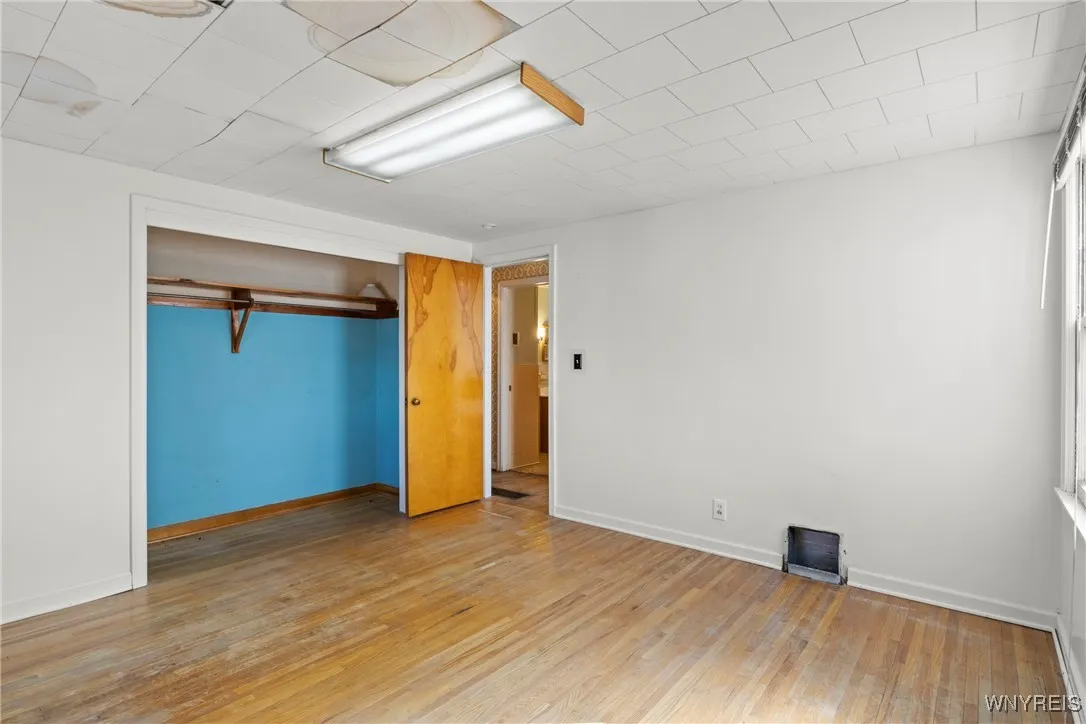 188 Wrexham Court North, Tonawanda-town, New York, Tonawanda, New York 14150, 4 Bedrooms Bedrooms, 6 Rooms Rooms,1 BathroomBathrooms,Residential,Closed,188 Wrexham Court North, Tonawanda-town, New York ,0,B1594914