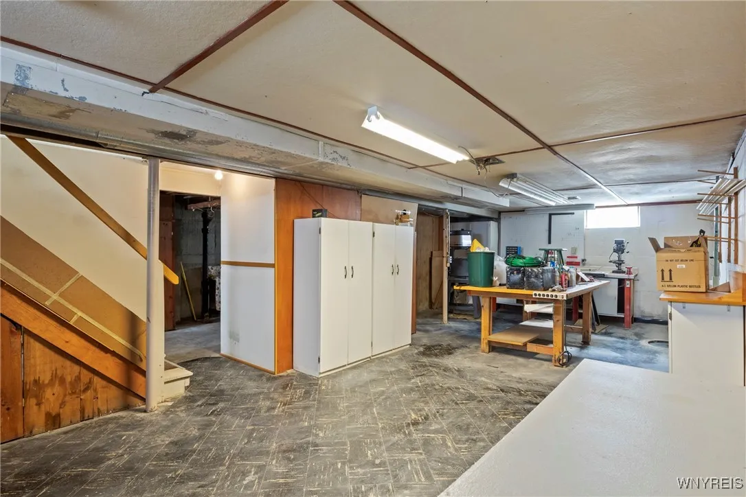 188 Wrexham Court North, Tonawanda-town, New York, Tonawanda, New York 14150, 4 Bedrooms Bedrooms, 6 Rooms Rooms,1 BathroomBathrooms,Residential,Closed,188 Wrexham Court North, Tonawanda-town, New York ,0,B1594914