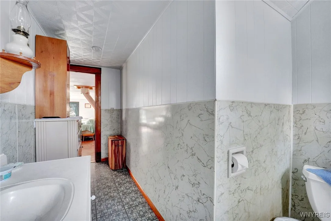 11257 Route 19, Hume, New York 14735, Hume, New York 14735, 7 Bedrooms Bedrooms, 11 Rooms Rooms,2 BathroomsBathrooms,Residential,Closed,11257 Route 19, Hume, New York 14735,0,B1594702